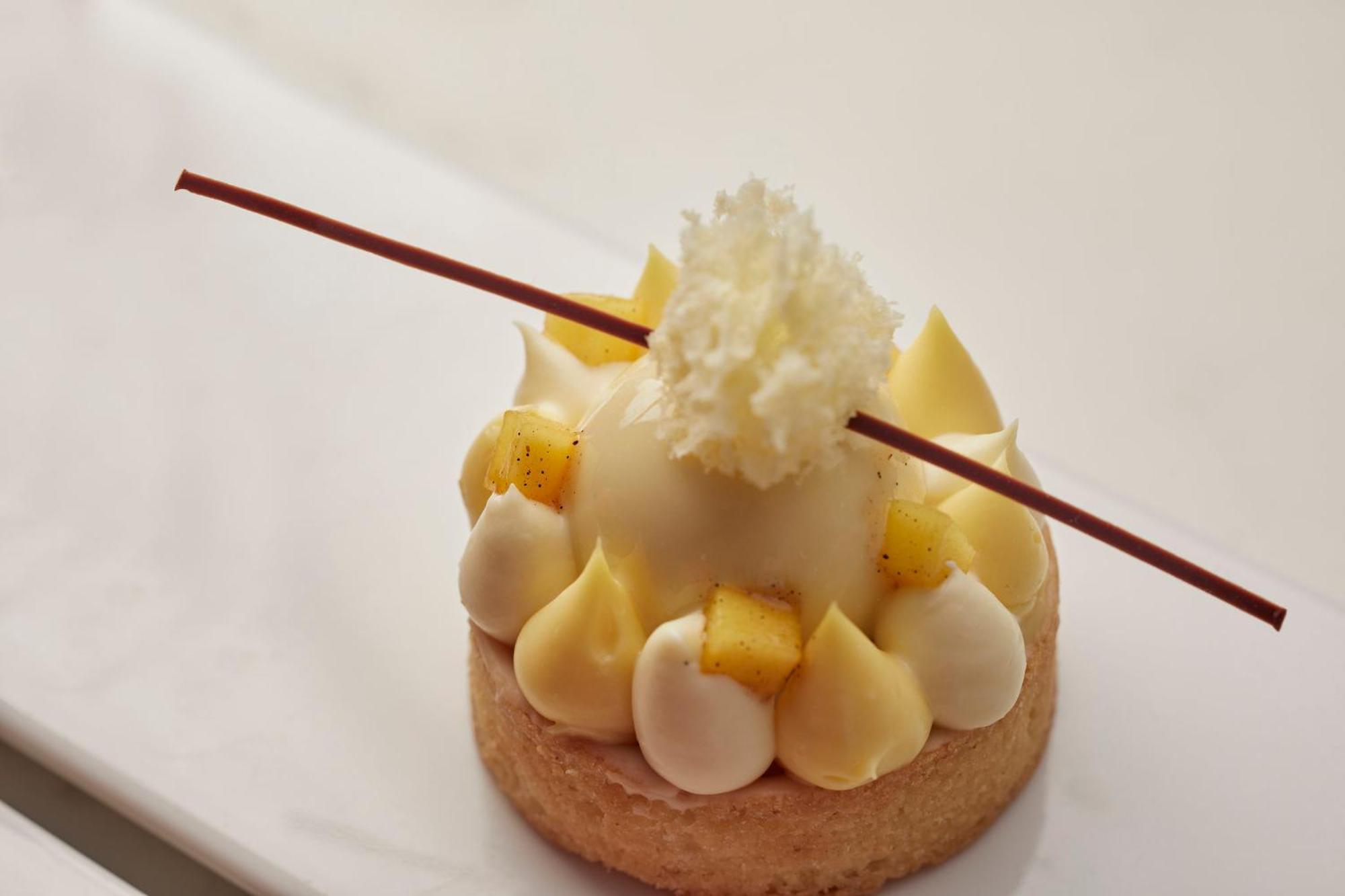 Mandarin Oriental, Santiago Hotel Exterior foto A lemon tart