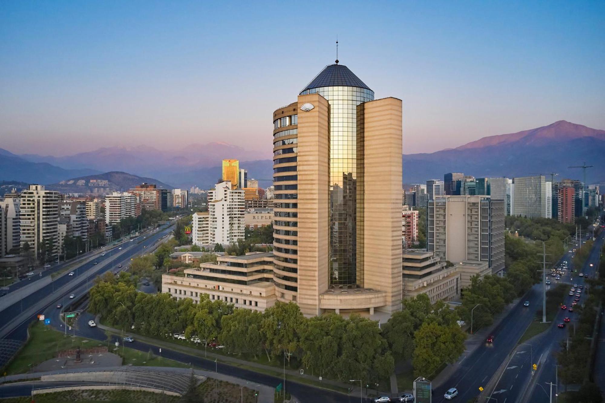 Mandarin Oriental, Santiago Hotel Exterior foto The hotel in 2012