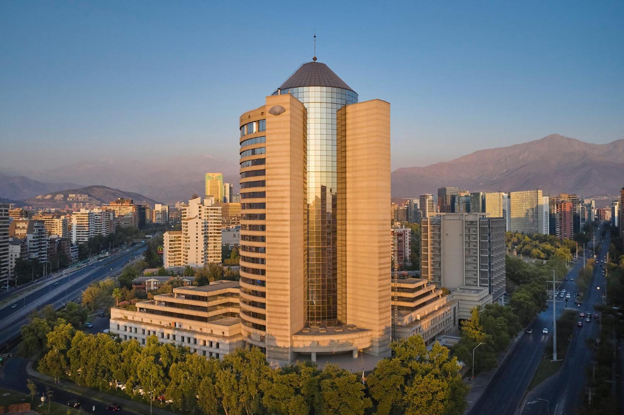 Mandarin Oriental, Santiago Hotel Exterior foto The hotel in 2018